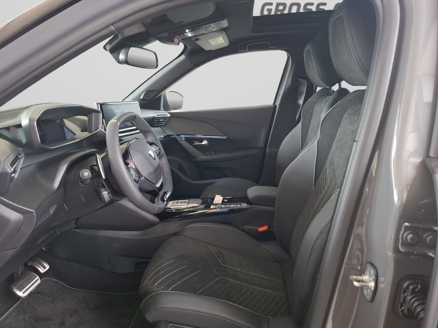 PEUGEOT 2008 NEW 1.2 145 MHEV GT-image-12