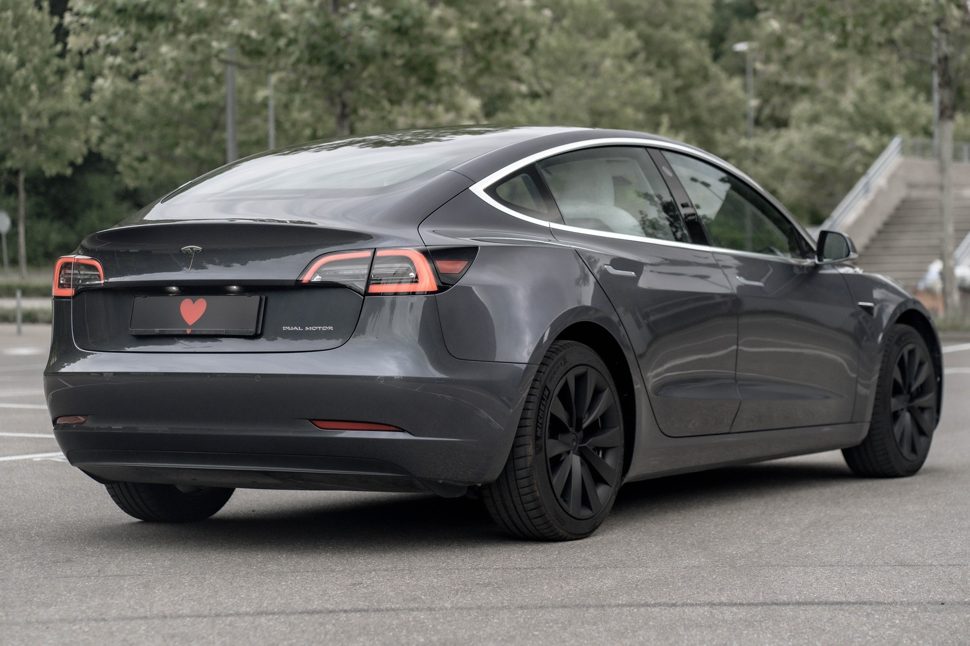 TESLA Model 3 Long Range Dual Motor AWD * FRISCH AB MFK * KI Computer für selbständiges Fahren * Beschleunigungsschub * SOH-image-4