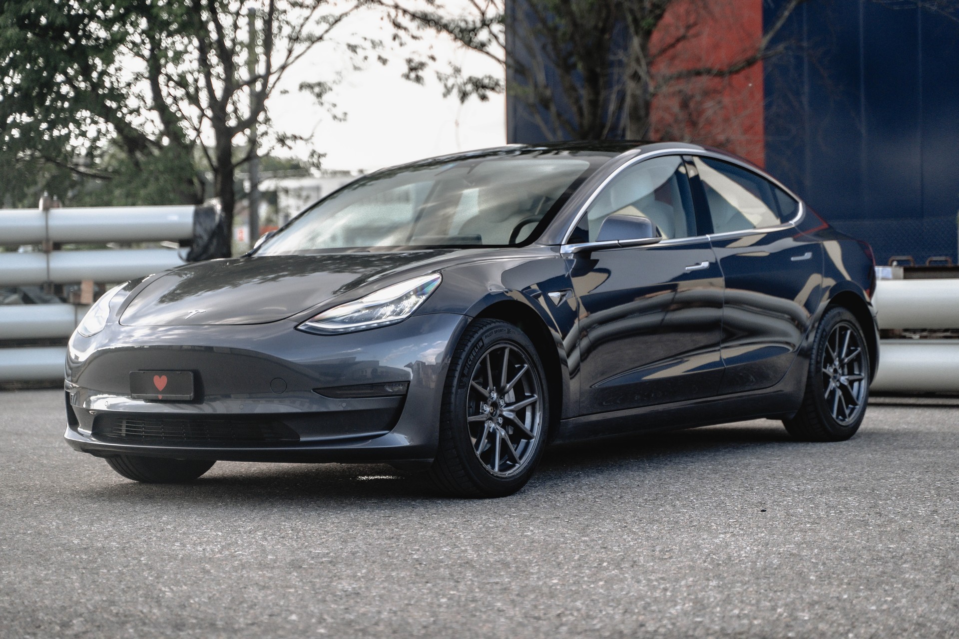TESLA Model 3 Long Range Dual Motor AWD * FRISCH AB MFK * KI Computer für selbständiges Fahren * Beschleunigungsschub *-image-0