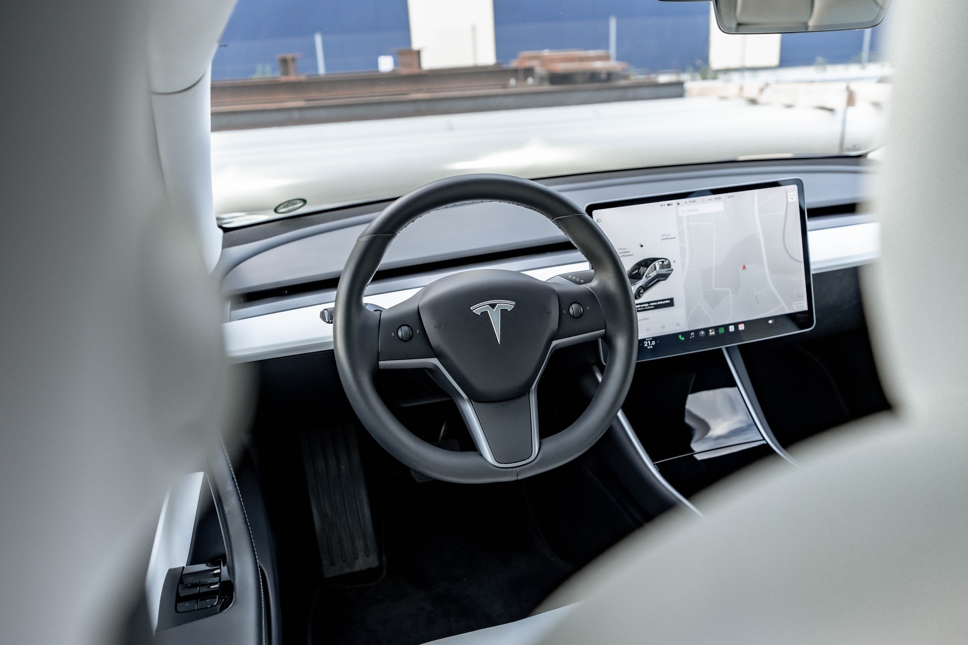 TESLA Model 3 Long Range Dual Motor AWD * FRISCH AB MFK * KI Computer für selbständiges Fahren * Beschleunigungsschub *-image-7