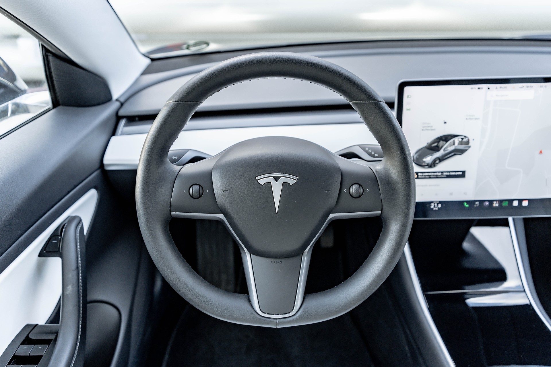 TESLA Model 3 Long Range Dual Motor AWD * FRISCH AB MFK * KI Computer für selbständiges Fahren * Beschleunigungsschub *-image-9