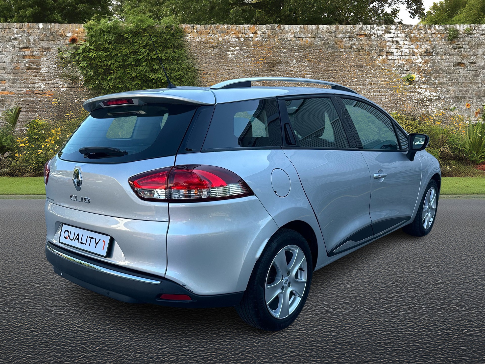 RENAULT Clio Grandtour 1.2 16V T Swiss Edition EDC-image-4