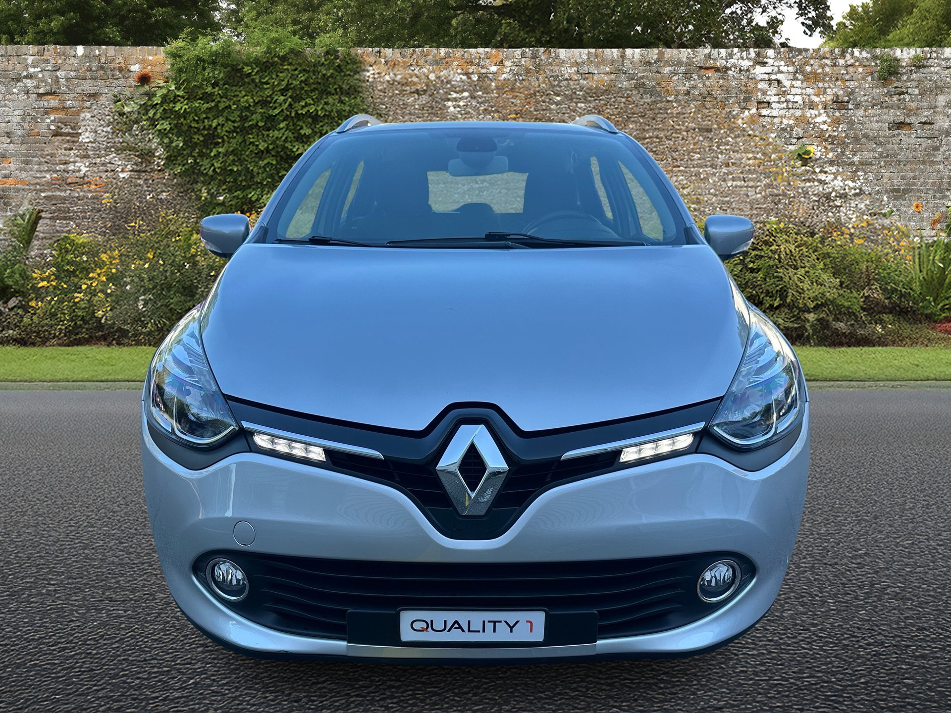 RENAULT Clio Grandtour 1.2 16V T Swiss Edition EDC-image-7