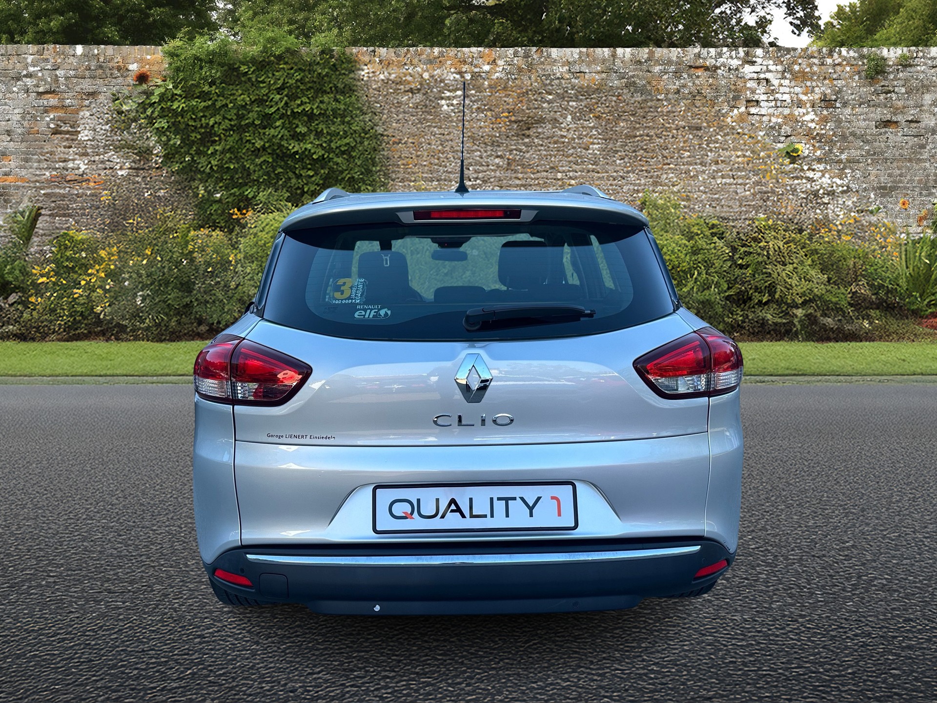RENAULT Clio Grandtour 1.2 16V T Swiss Edition EDC-image-3