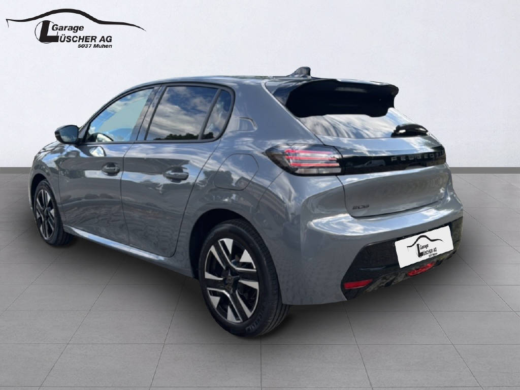 PEUGEOT 208 1.2 PureTech 100 Allure-image-4