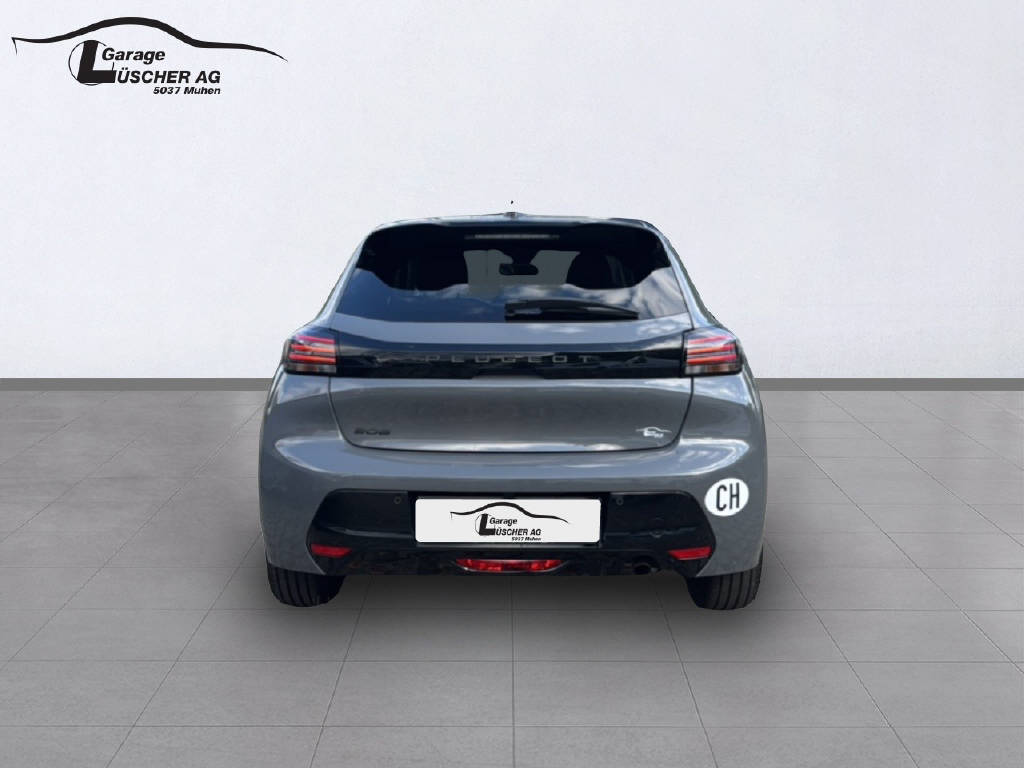 PEUGEOT 208 1.2 PureTech 100 Allure-image-6