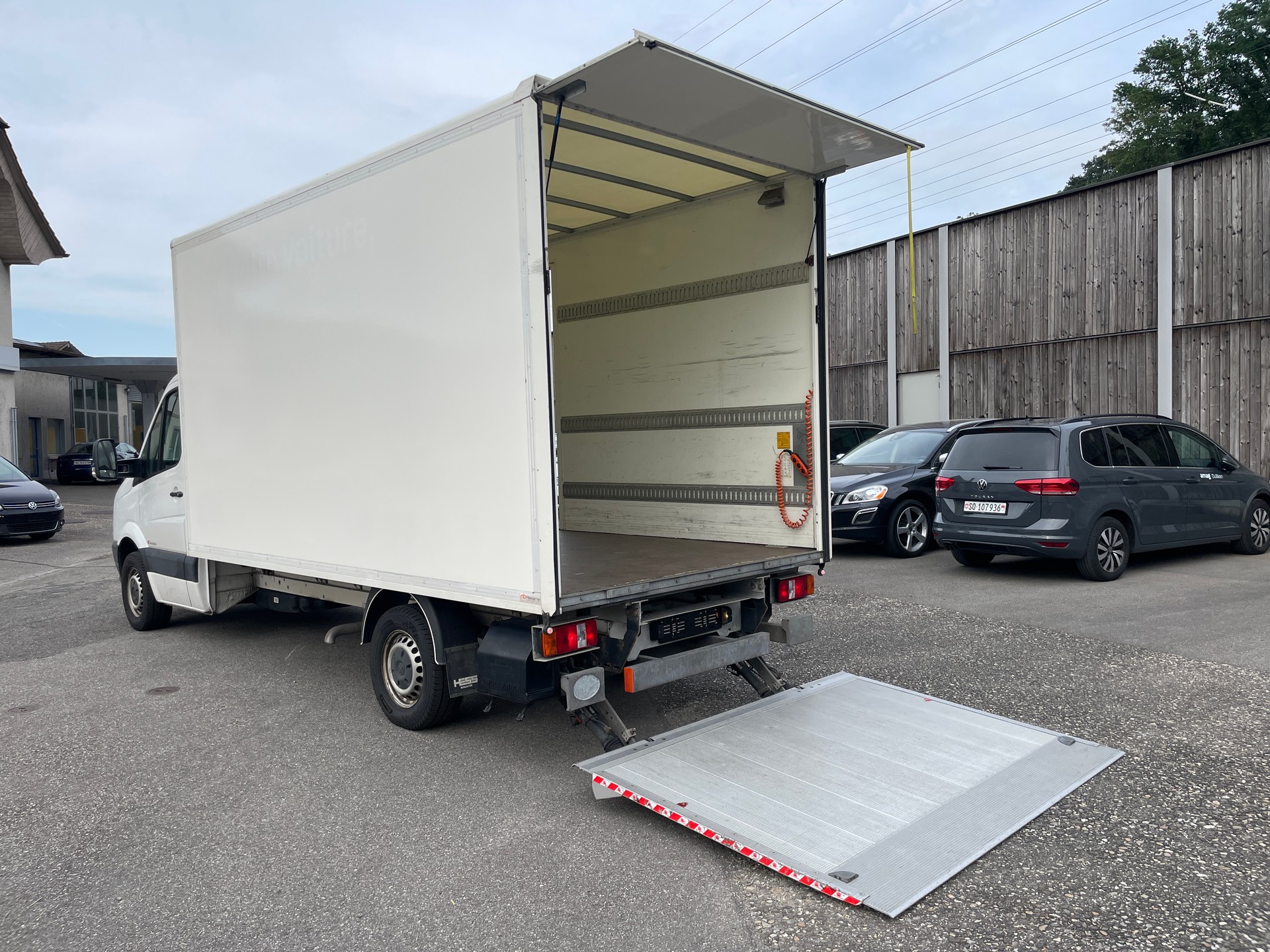 VW Crafter 35 2.0 TDI CR Hebebühne-image-0