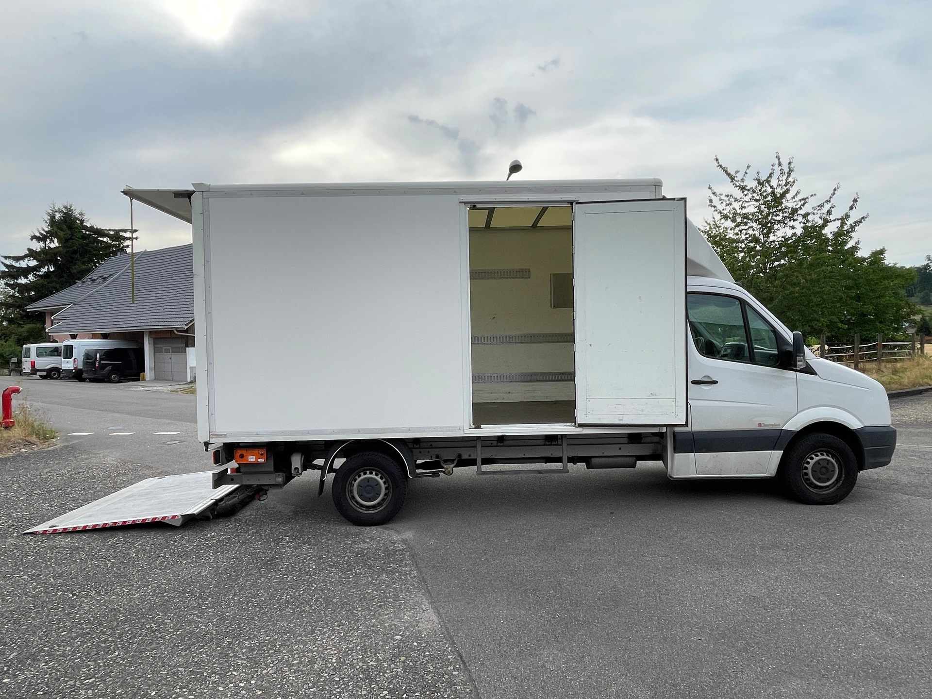 VW Crafter 35 2.0 TDI CR Hebebühne-image-9