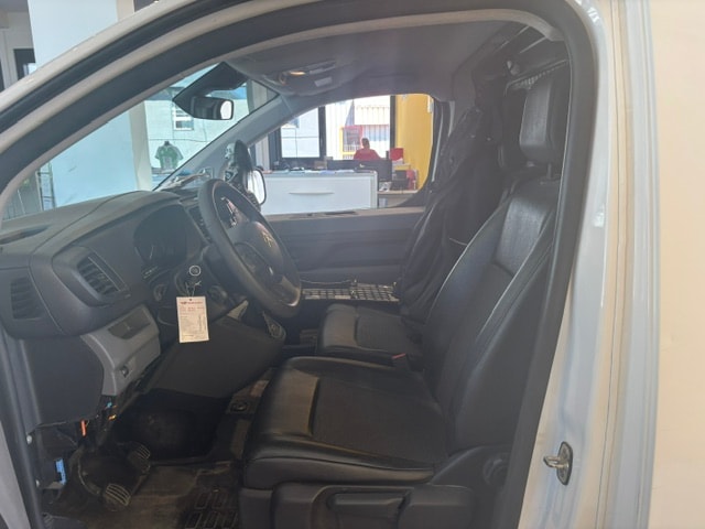 CITROEN Jumpy 1.5 BlueHDi 120 M Club BVM6-image-6