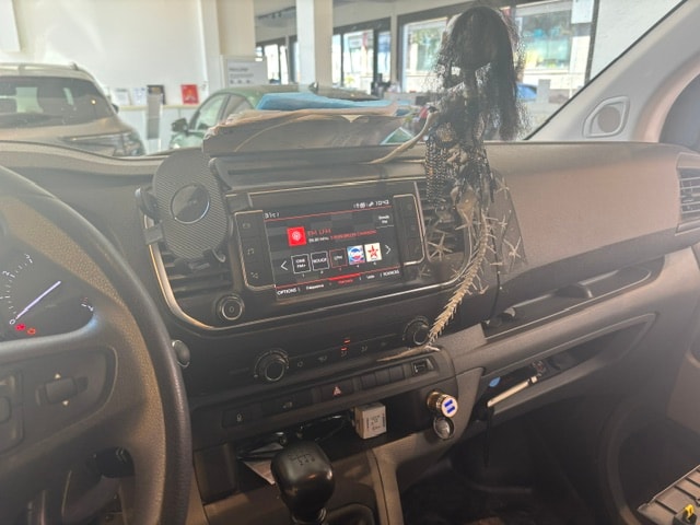 CITROEN Jumpy 1.5 BlueHDi 120 M Club BVM6-image-8