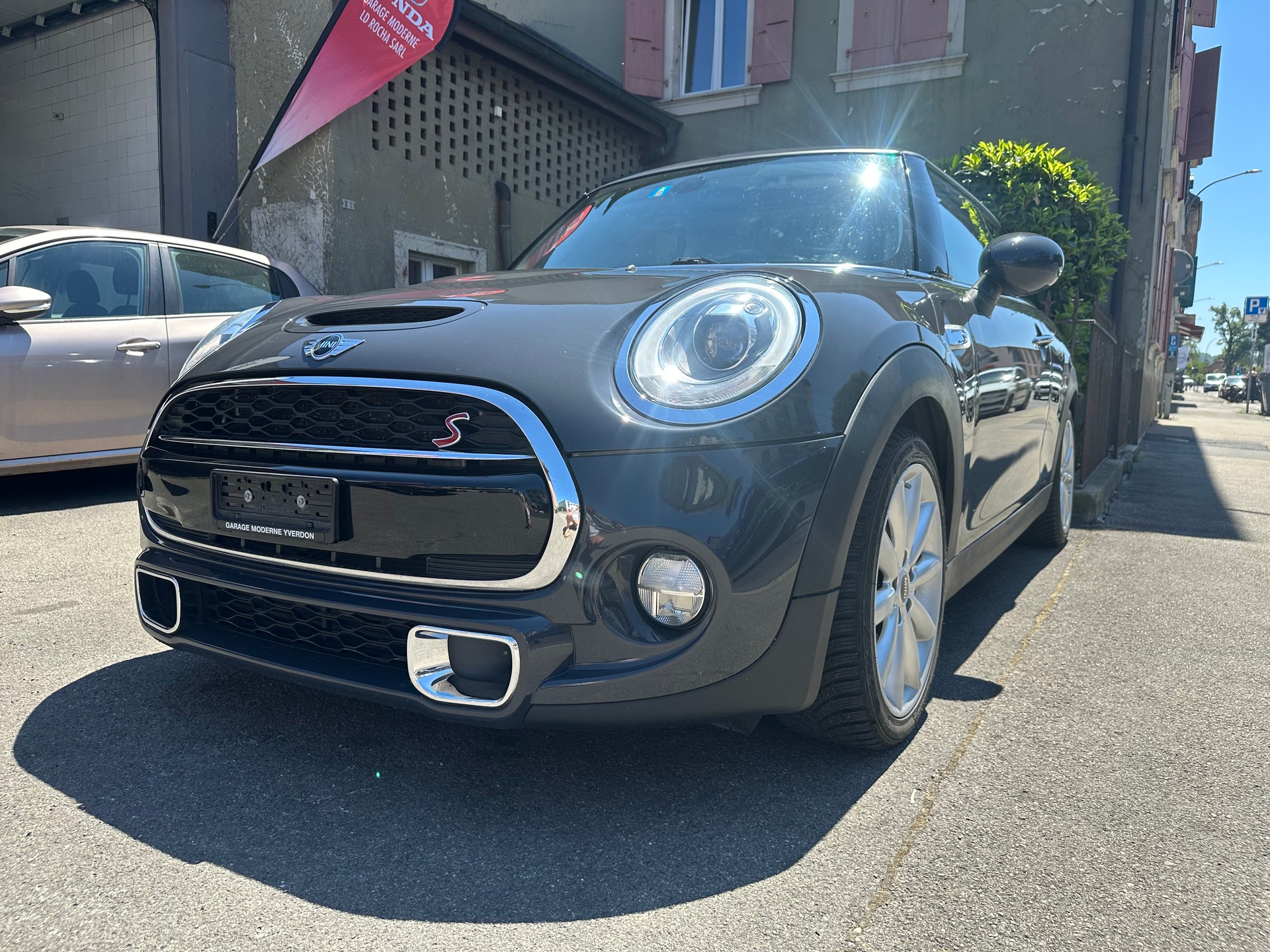 MINI Cooper S Steptronic-image-1
