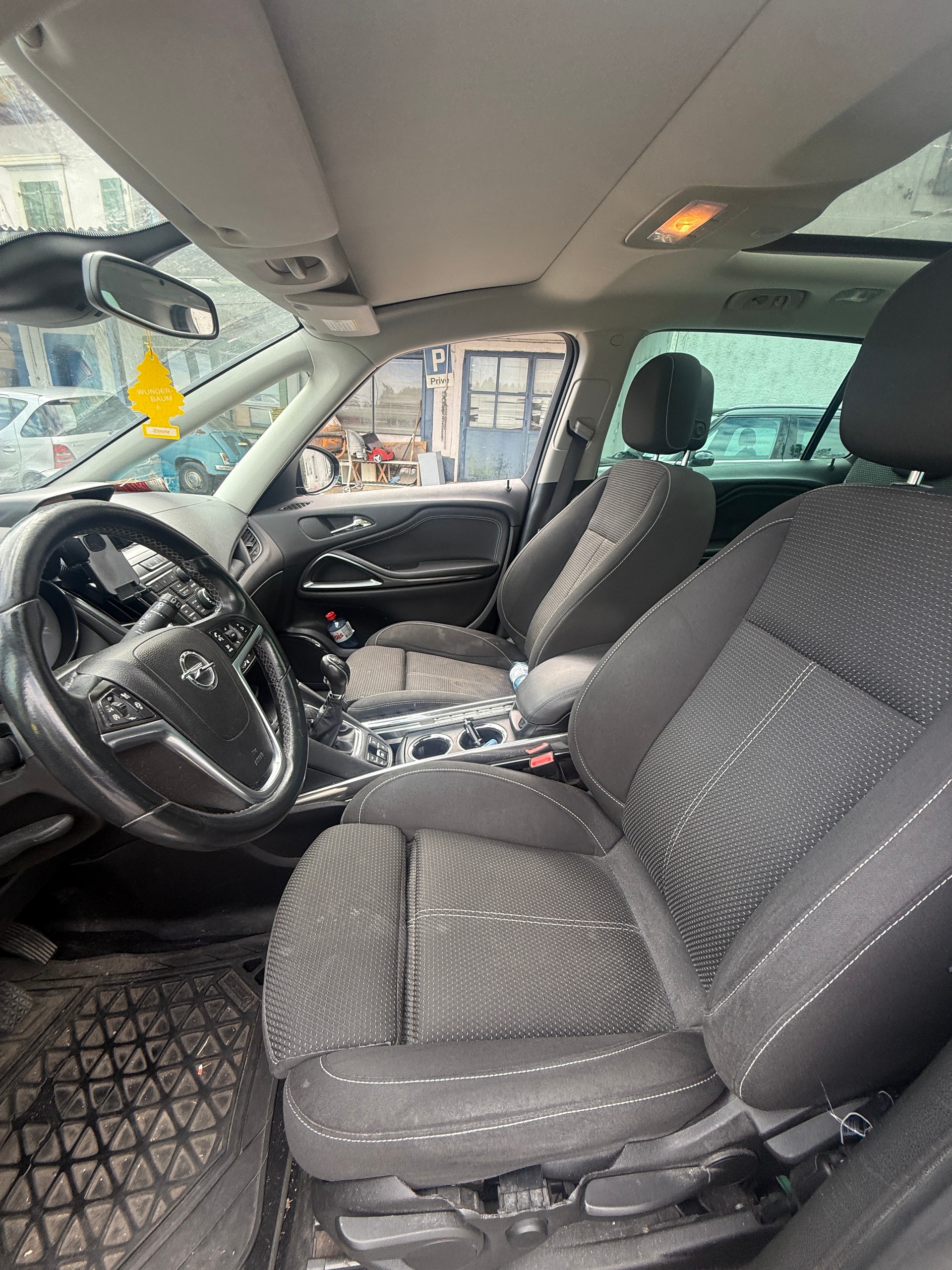 OPEL ZAFIRA-image-7