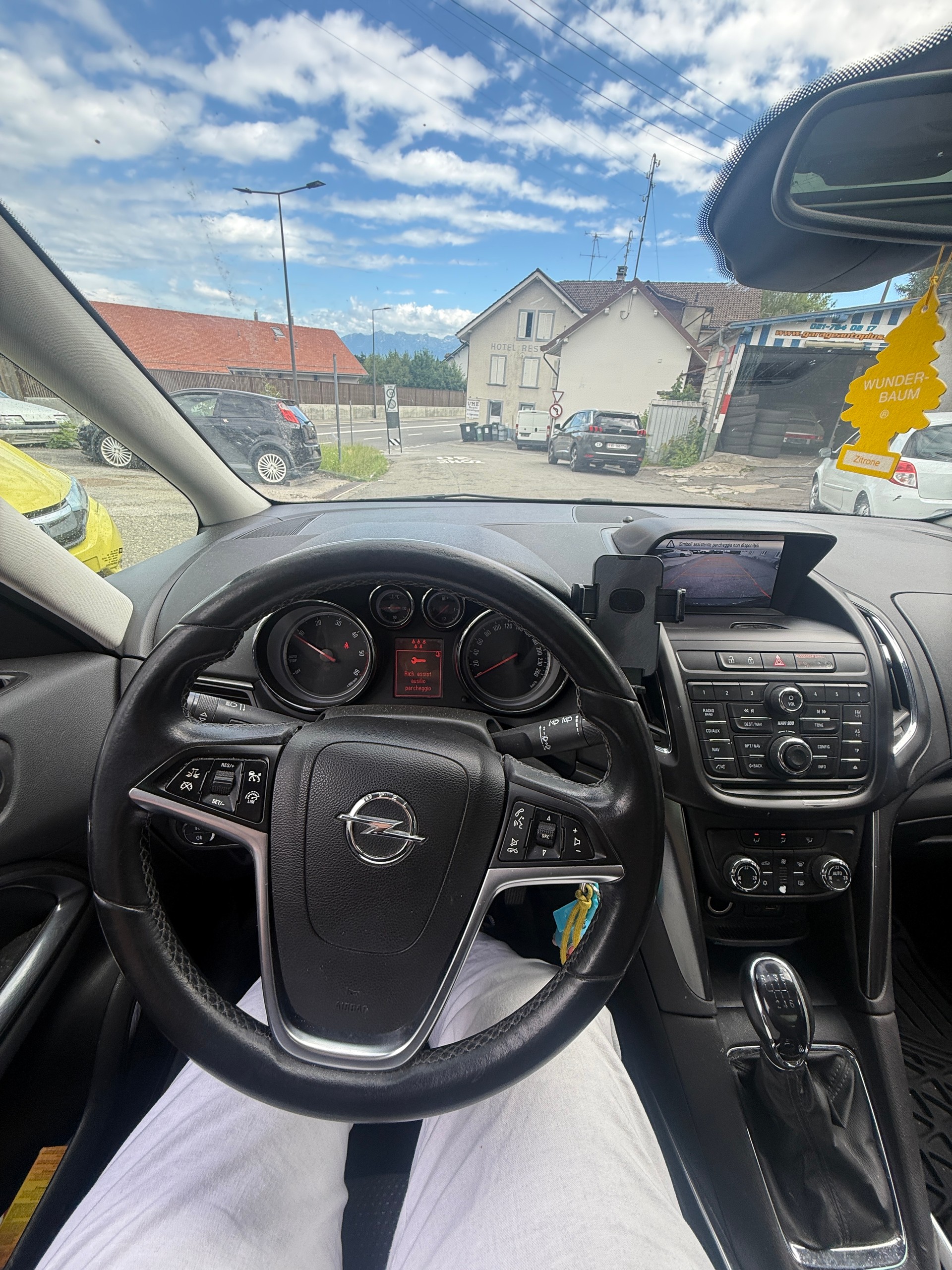 OPEL ZAFIRA-image-9
