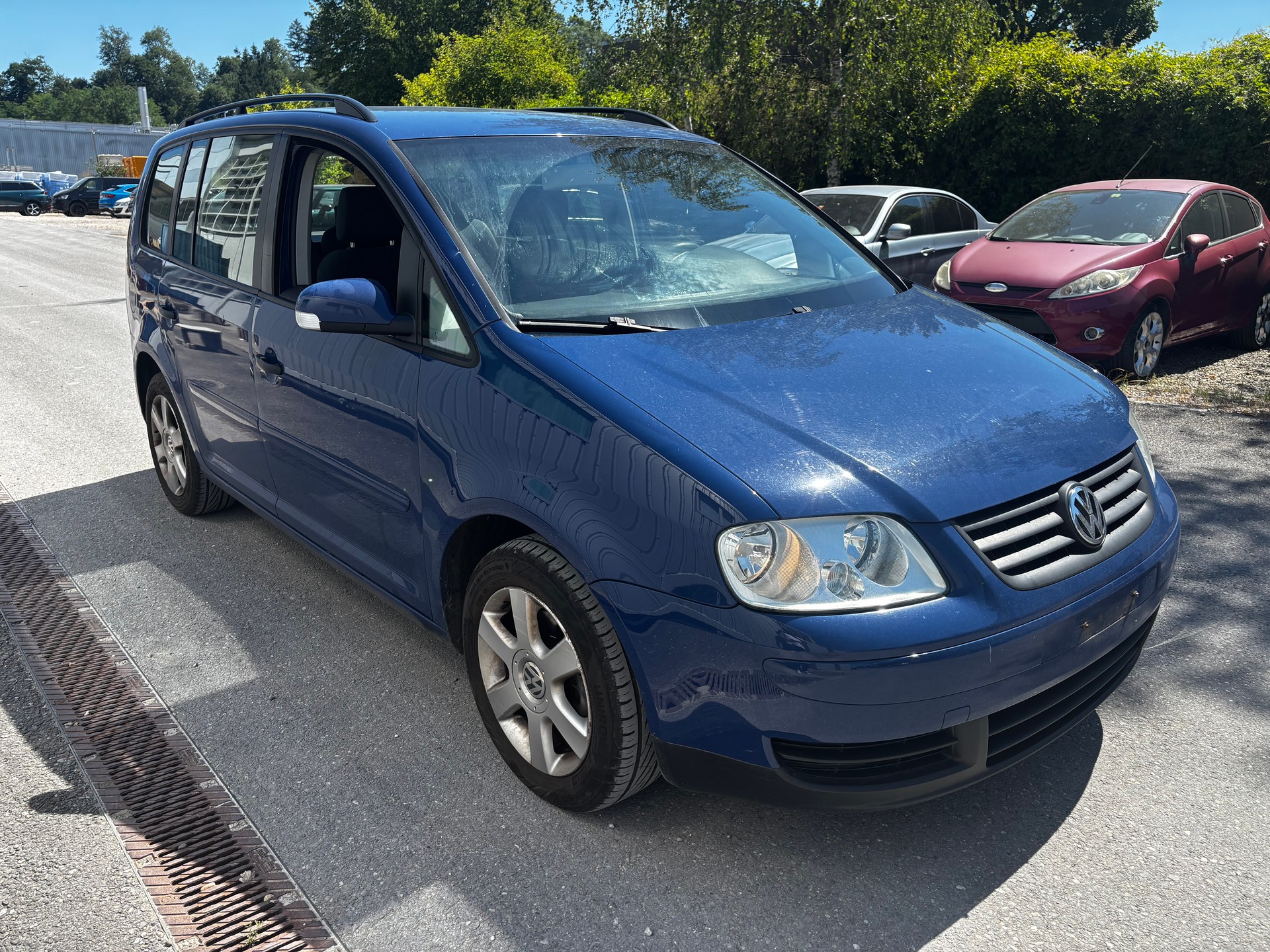 VW Touran 1.6 Trendline-image-6