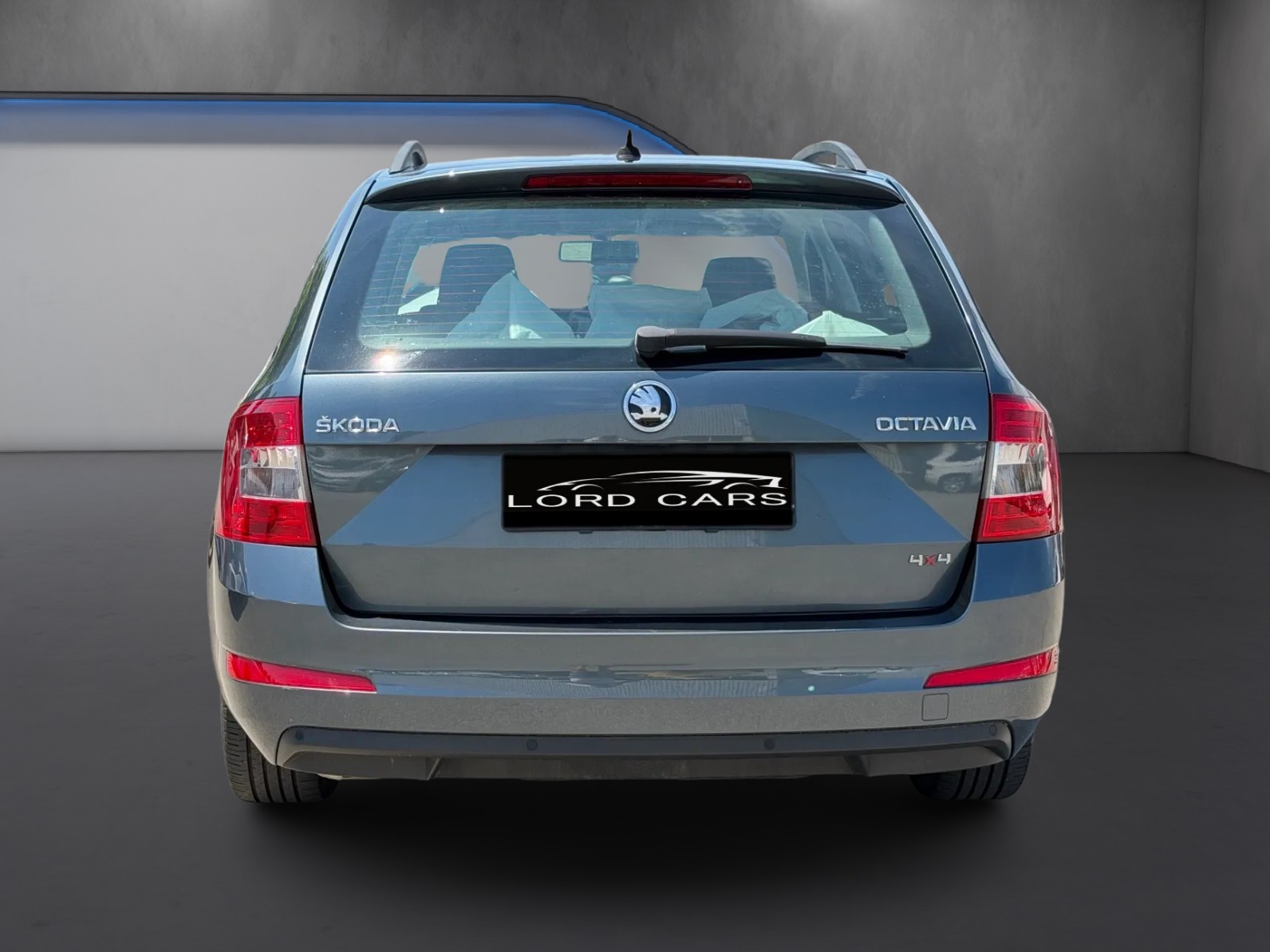 SKODA Octavia Combi 2.0 TDI Elegance 4x4-image-4