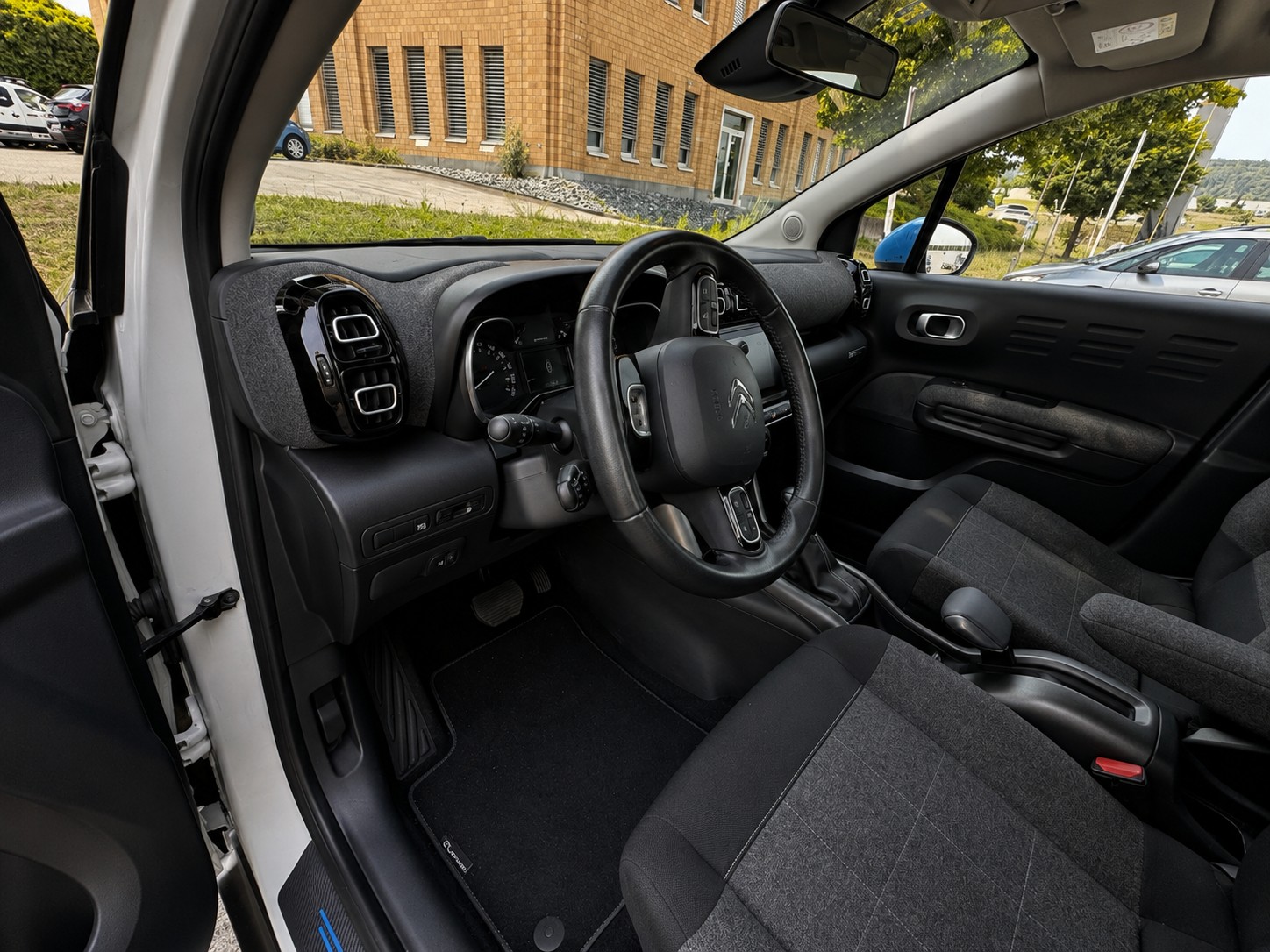 CITROEN 1.2 PureTech 110 Feel-image-5