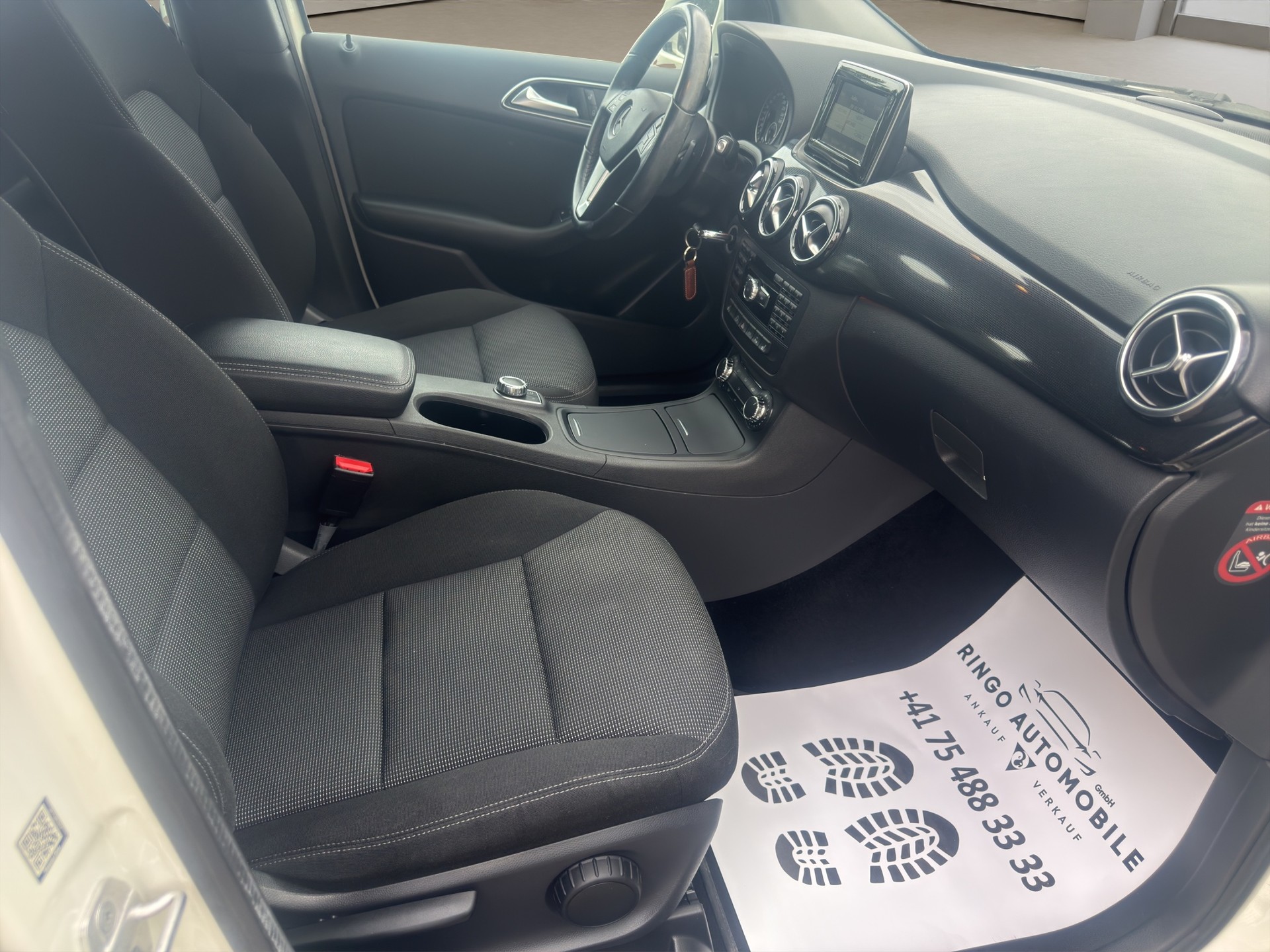 MERCEDES-BENZ B 180 CDI Blue Efficiency Edition-image-12