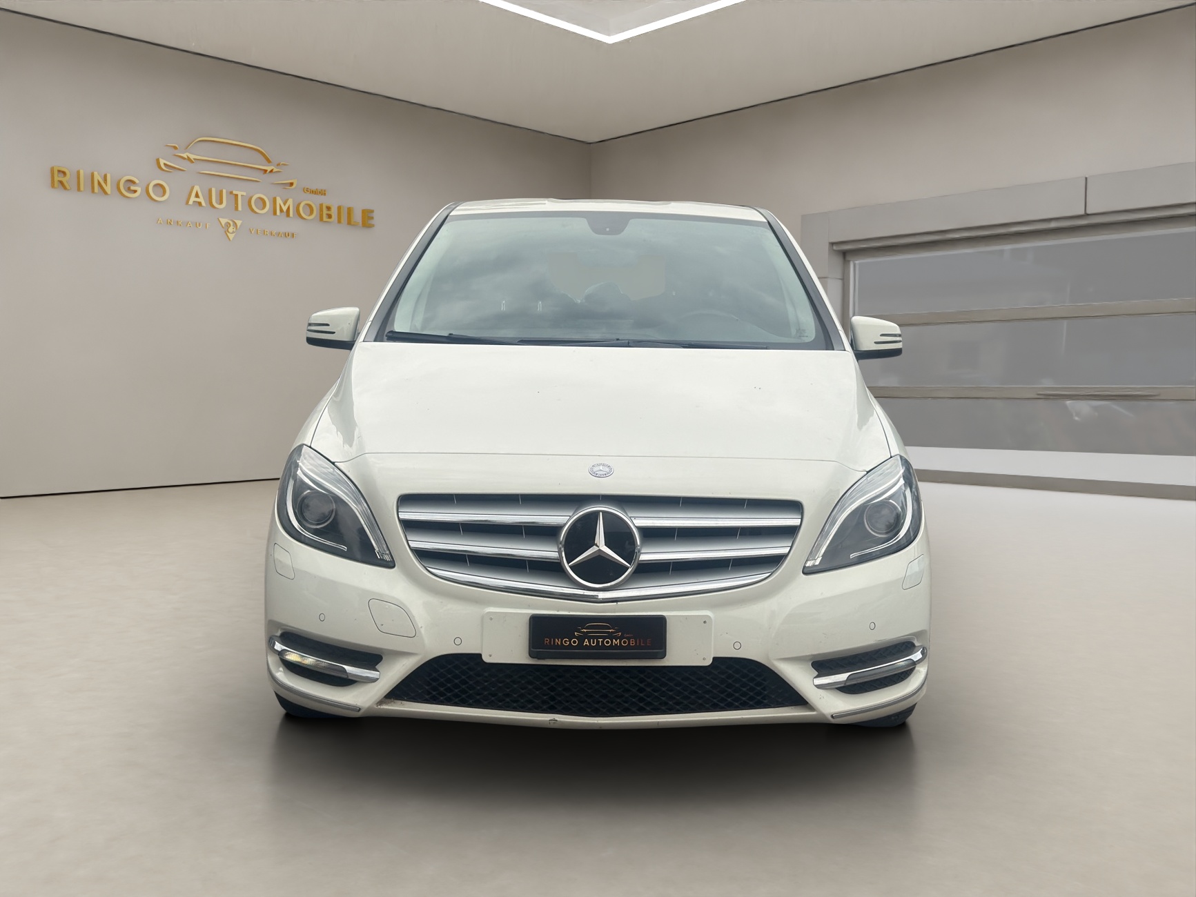 MERCEDES-BENZ B 180 CDI Blue Efficiency Edition-image-1