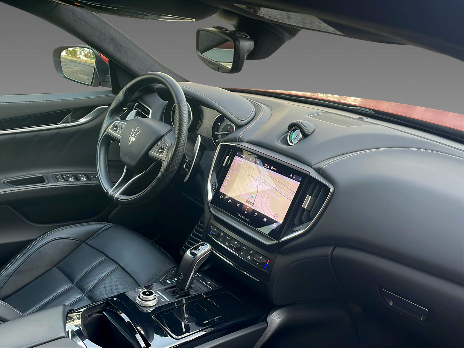 MASERATI Ghibli 3.0 V6 S GranSport Q4-image-5