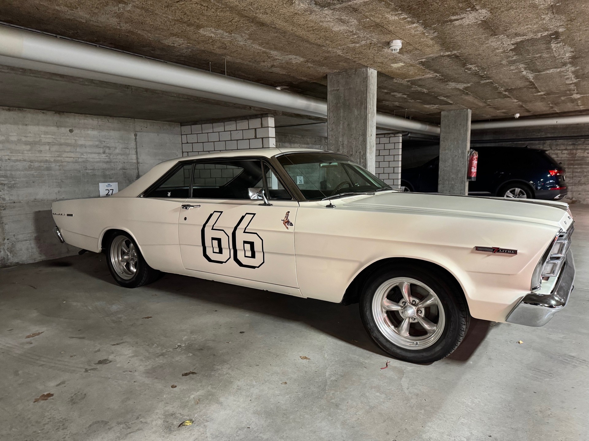 FORD Galaxy V8 428