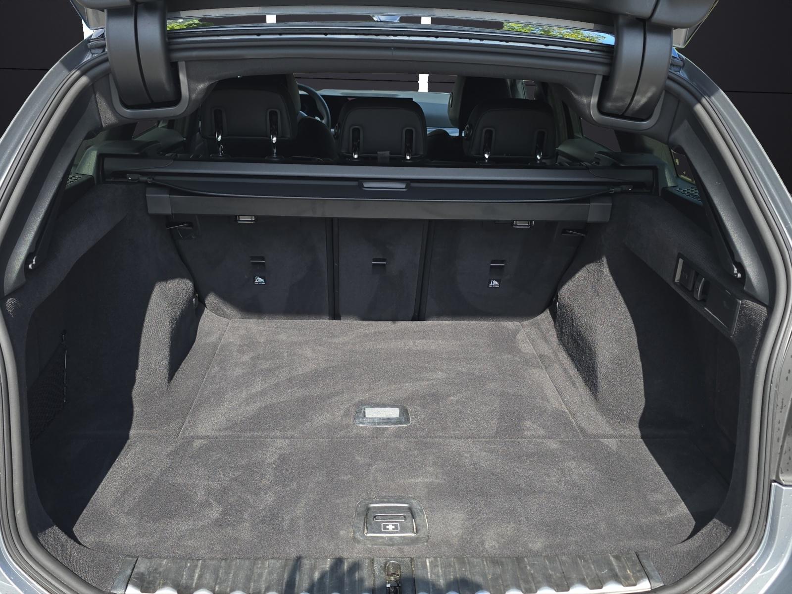 BMW 320d xDrive Touring M Sport-image-20
