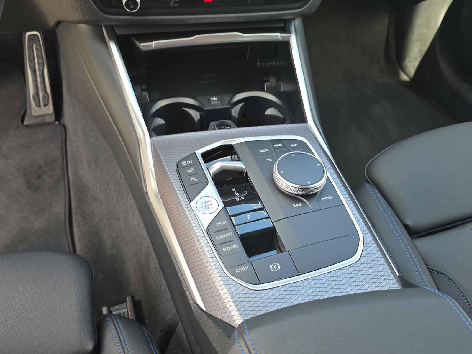 BMW 320d xDrive Touring M Sport-image-14