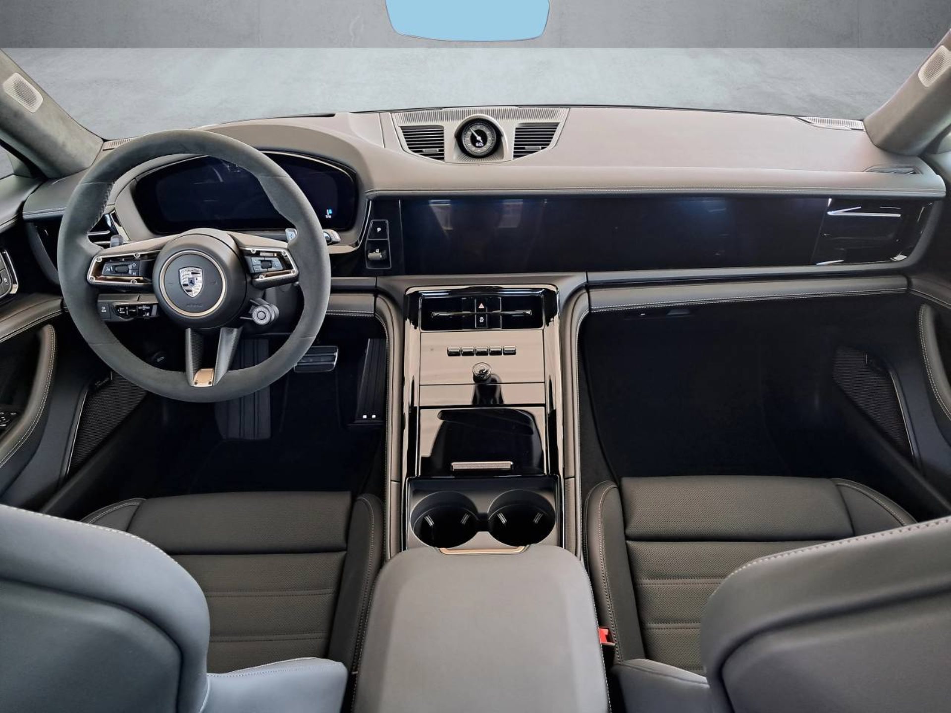 PORSCHE Panamera Turbo S E-Hybrid-image-15