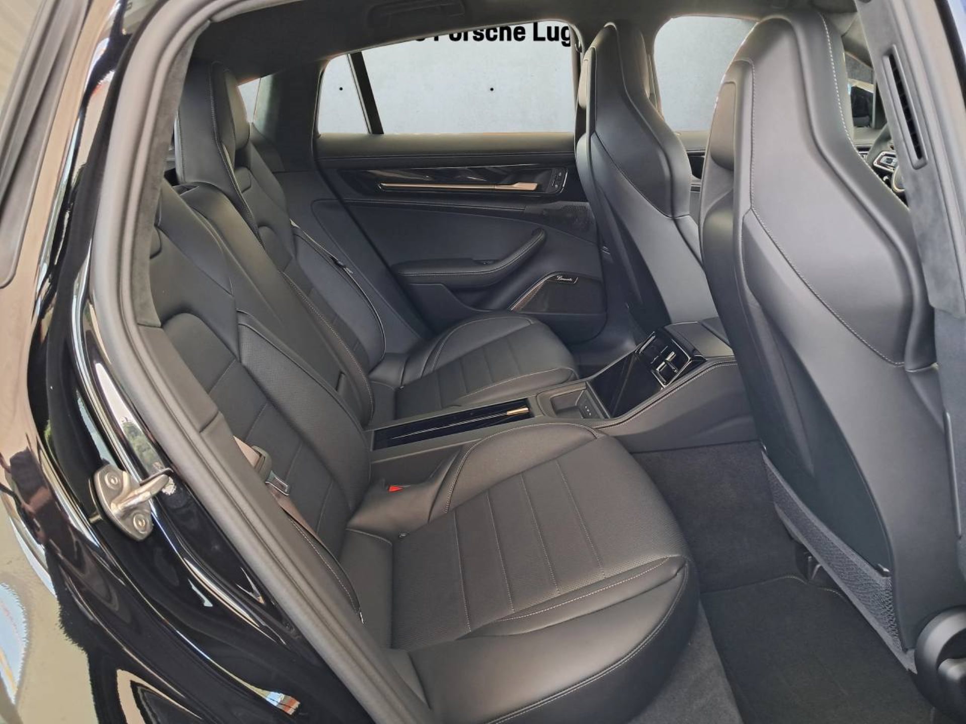PORSCHE Panamera Turbo S E-Hybrid-image-17