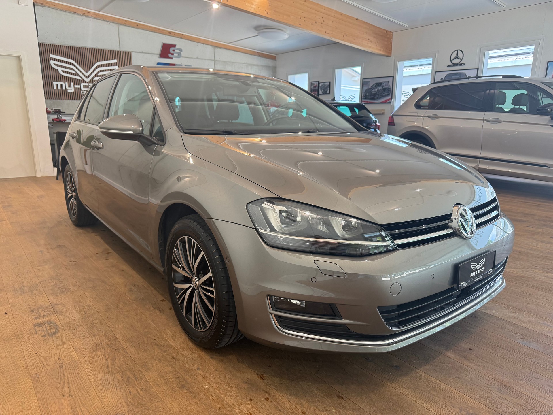 VW Golf 1.4 TSI Allstar DSG-image-11