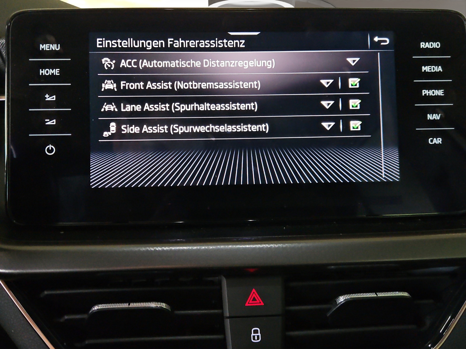SKODA Kamiq 1.0 TSI Style DSG-image-17