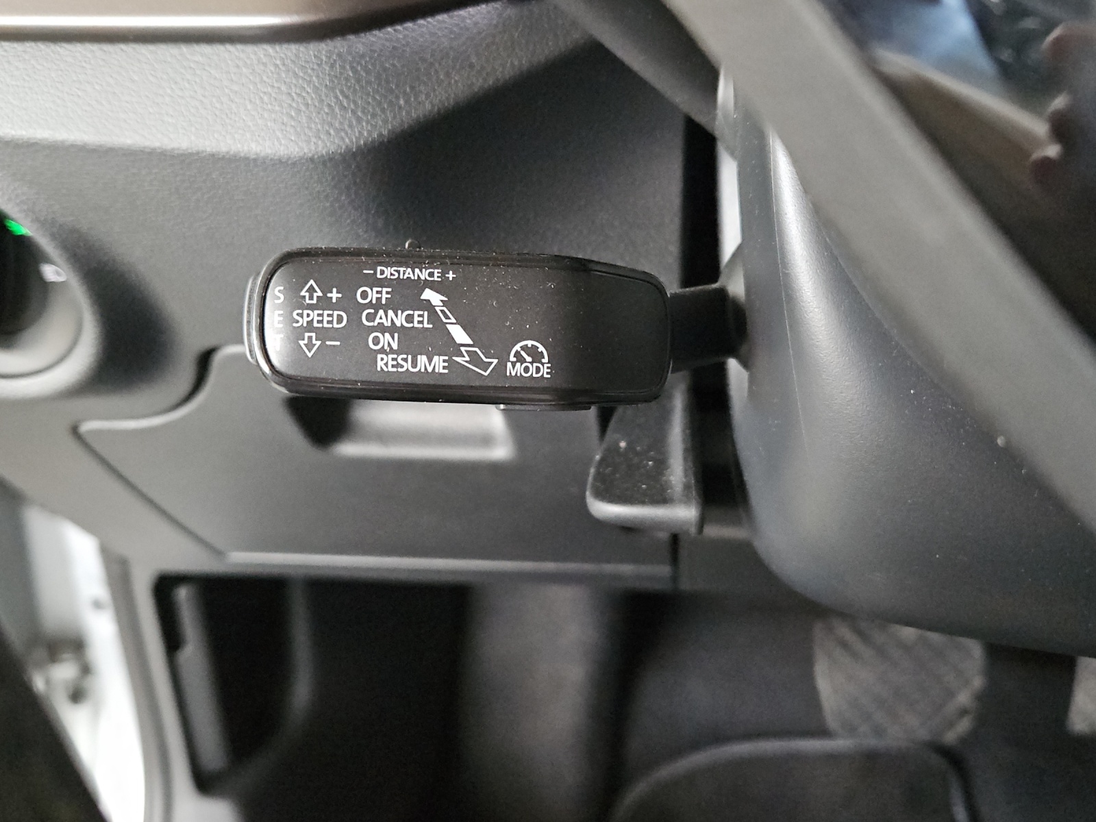 SKODA Kamiq 1.0 TSI Style DSG-image-12