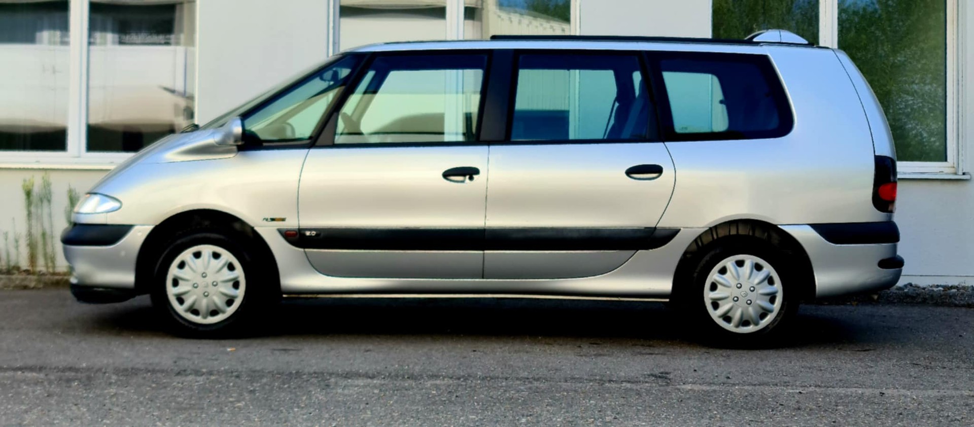 RENAULT Grand Espace 2.0 Alizé-image-4