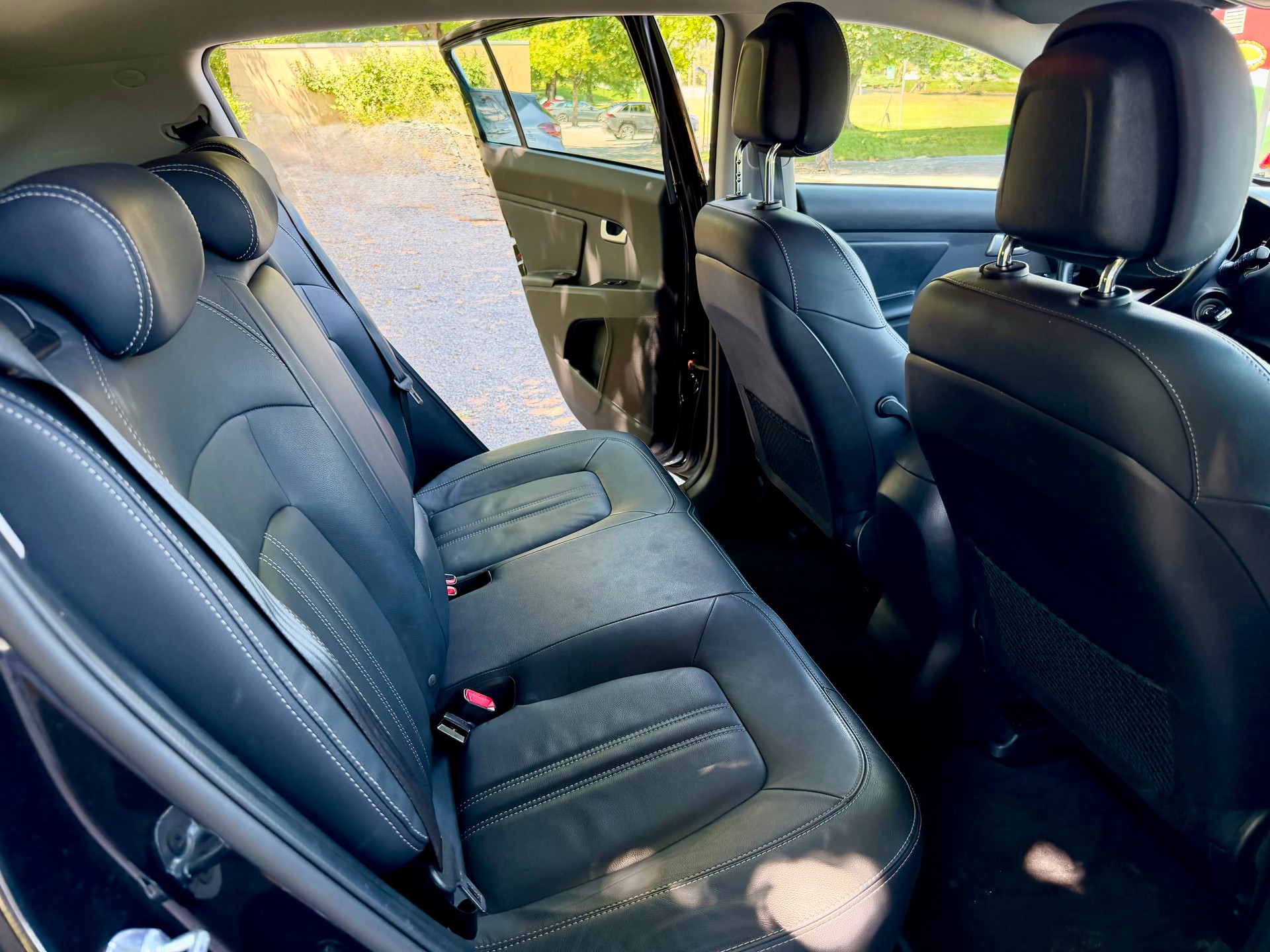KIA 1.6 GDi 2WD-image-12