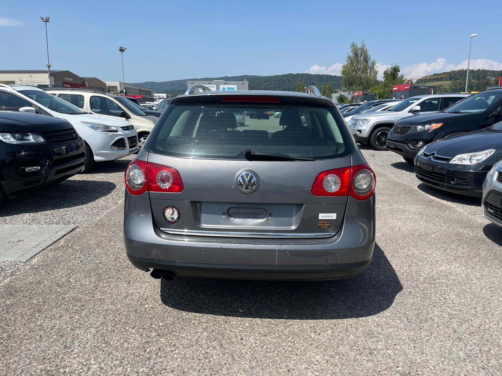 VW Passat Variant 2.0 TDI Highline-image-4