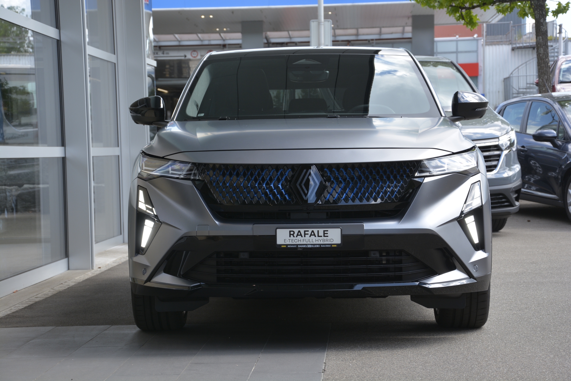 RENAULT RAFALE Atelier Alpine hyper hybrid E-Tech 4x4 300PS plug-in-image-1