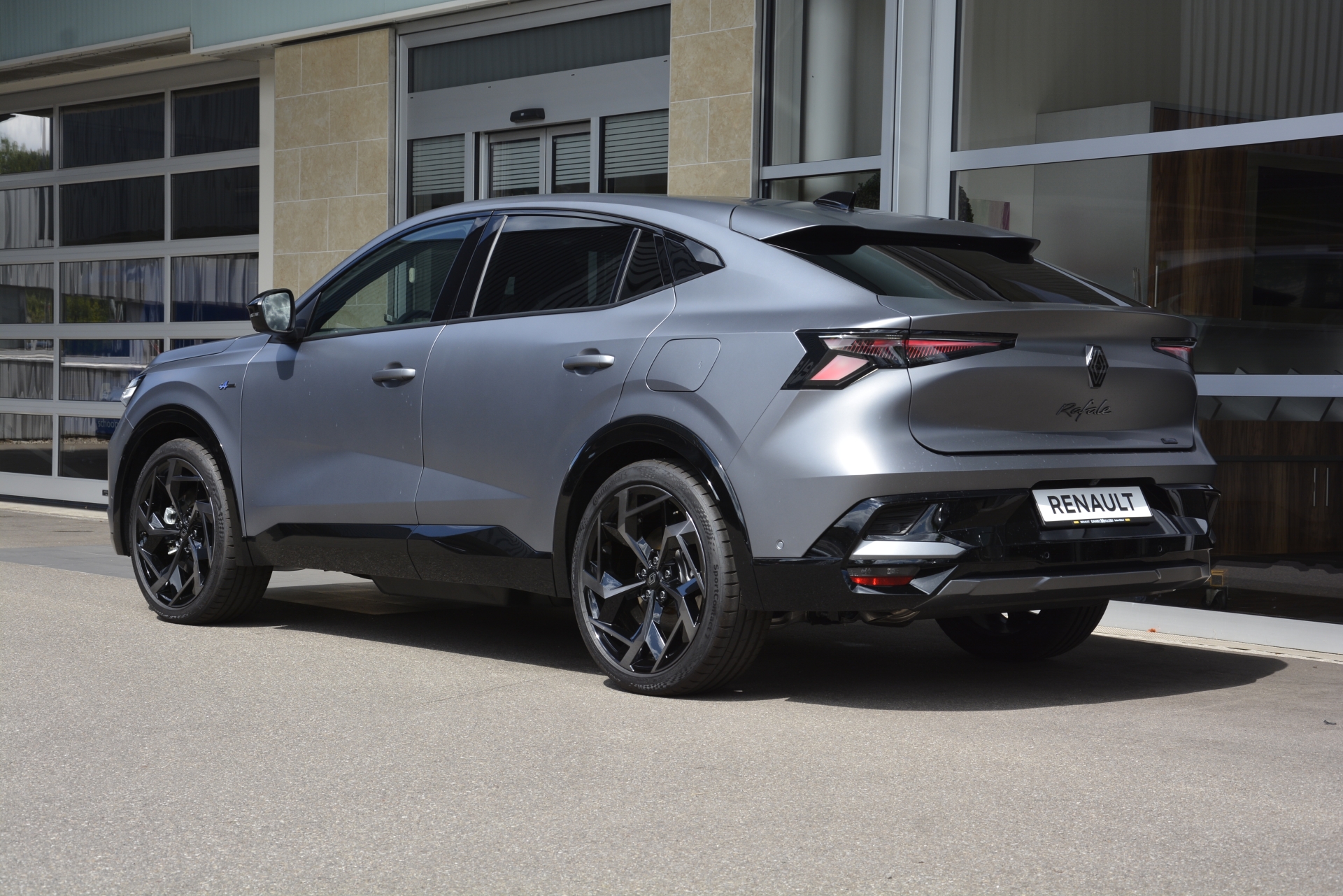 RENAULT RAFALE Atelier Alpine hyper hybrid E-Tech 4x4 300PS plug-in-image-3