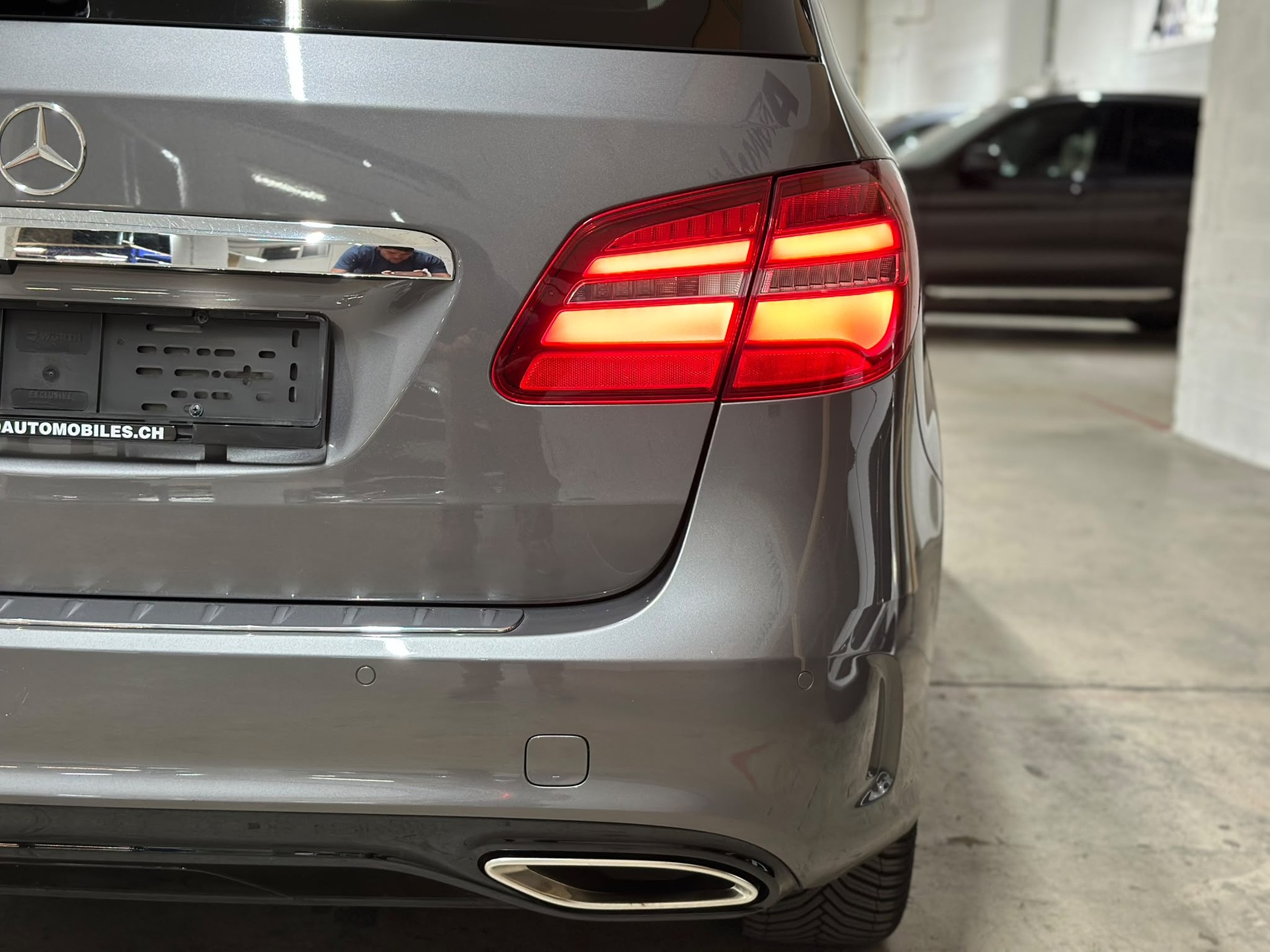 MERCEDES-BENZ B 220 CDI AMG Line 4Matic 7G-DCT-image-6