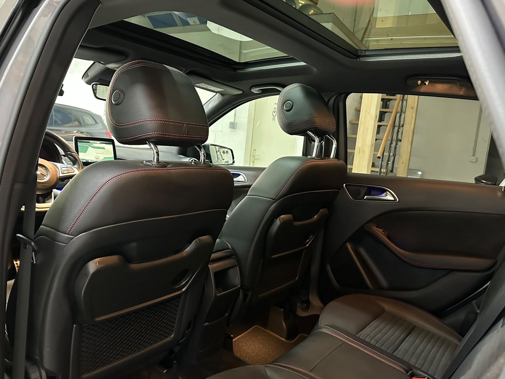 MERCEDES-BENZ B 220 CDI AMG Line 4Matic 7G-DCT-image-10