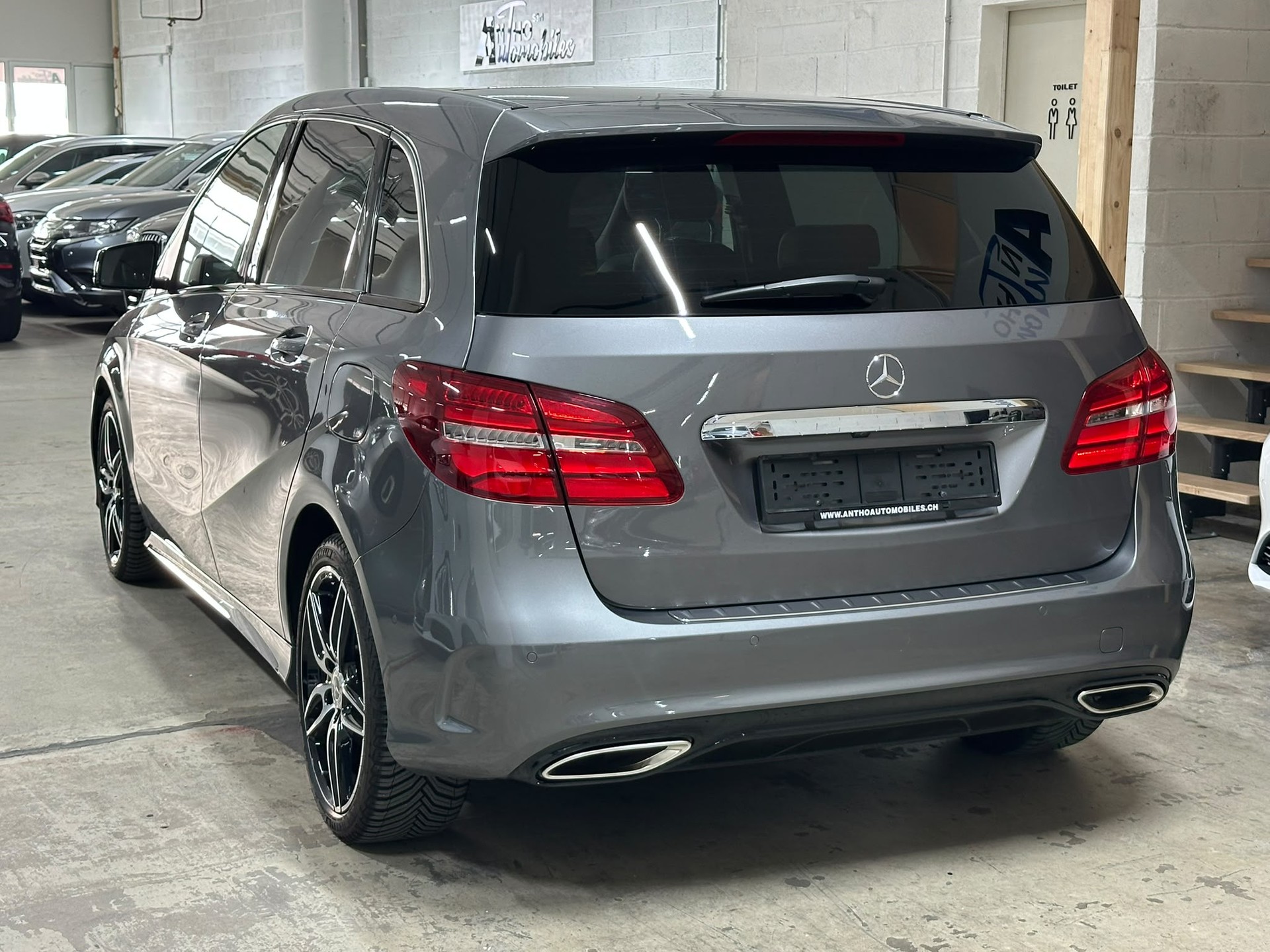 MERCEDES-BENZ B 220 CDI AMG Line 4Matic 7G-DCT-image-4
