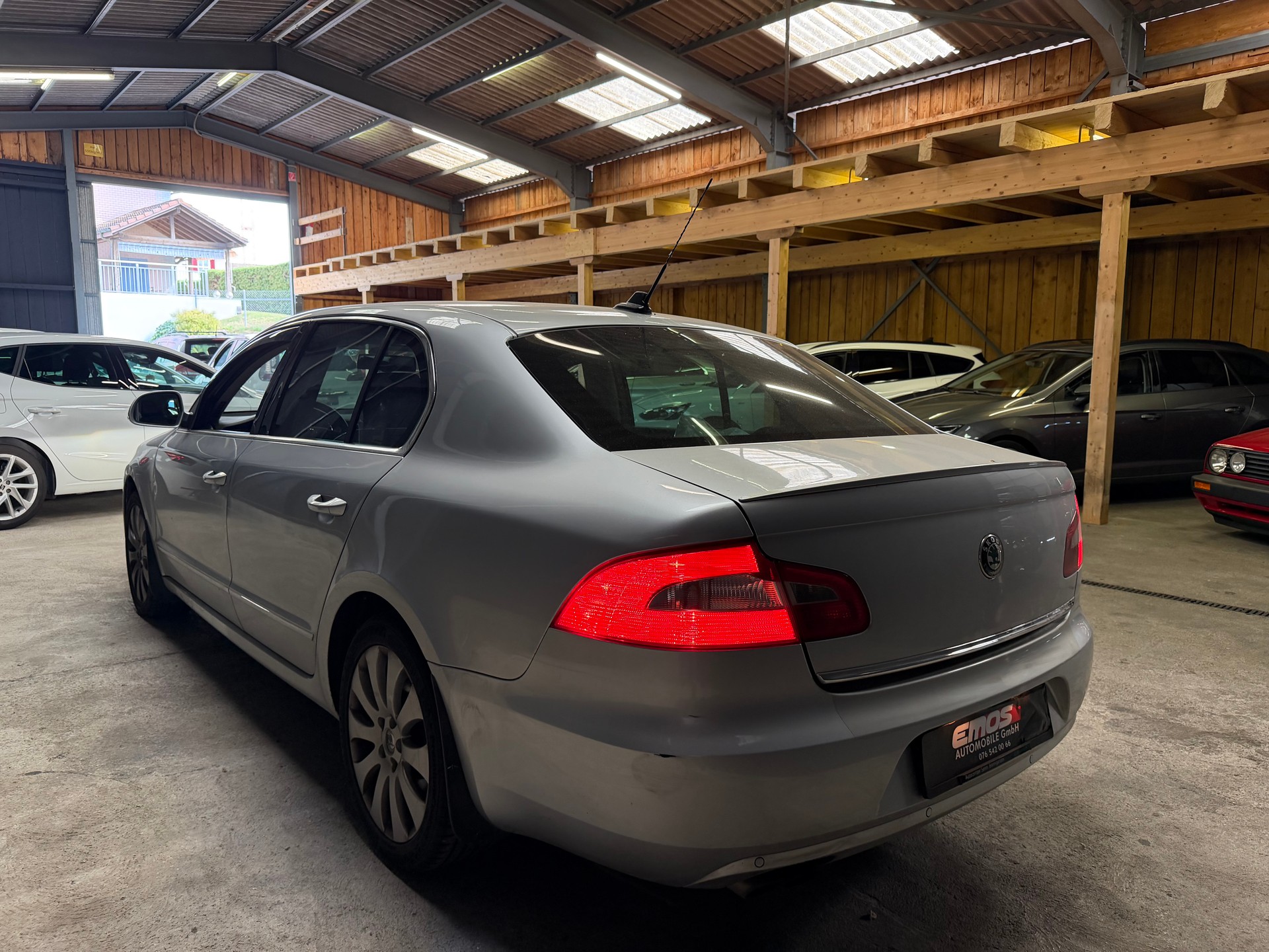 SKODA Superb 3.6 FSI Elegance 4x4 DSG-image-6