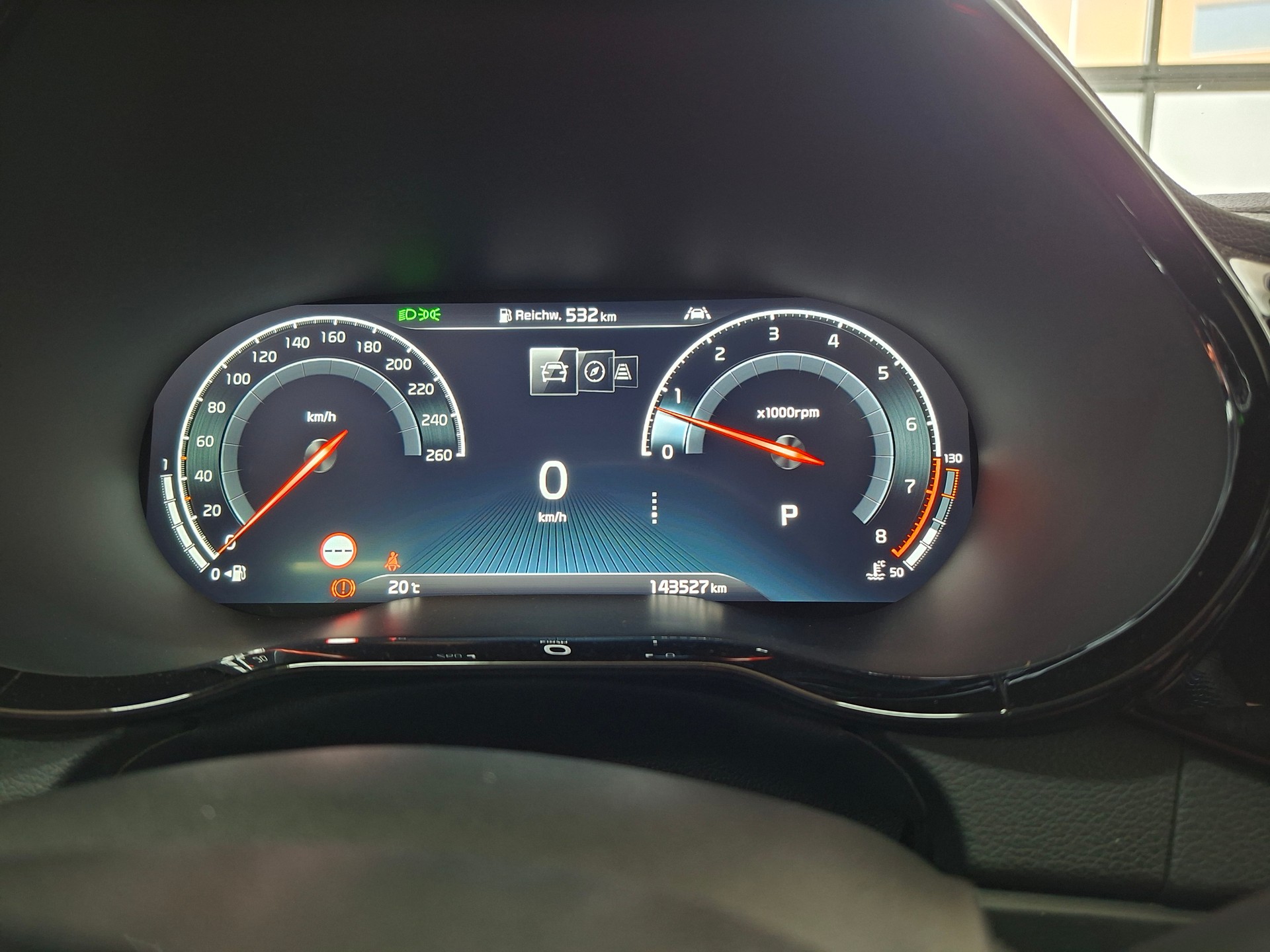 KIA ProCeed 1.6 T-GDi GT DCT-image-9