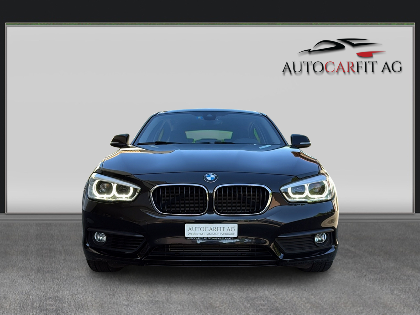 BMW 118i Steptronic-image-1