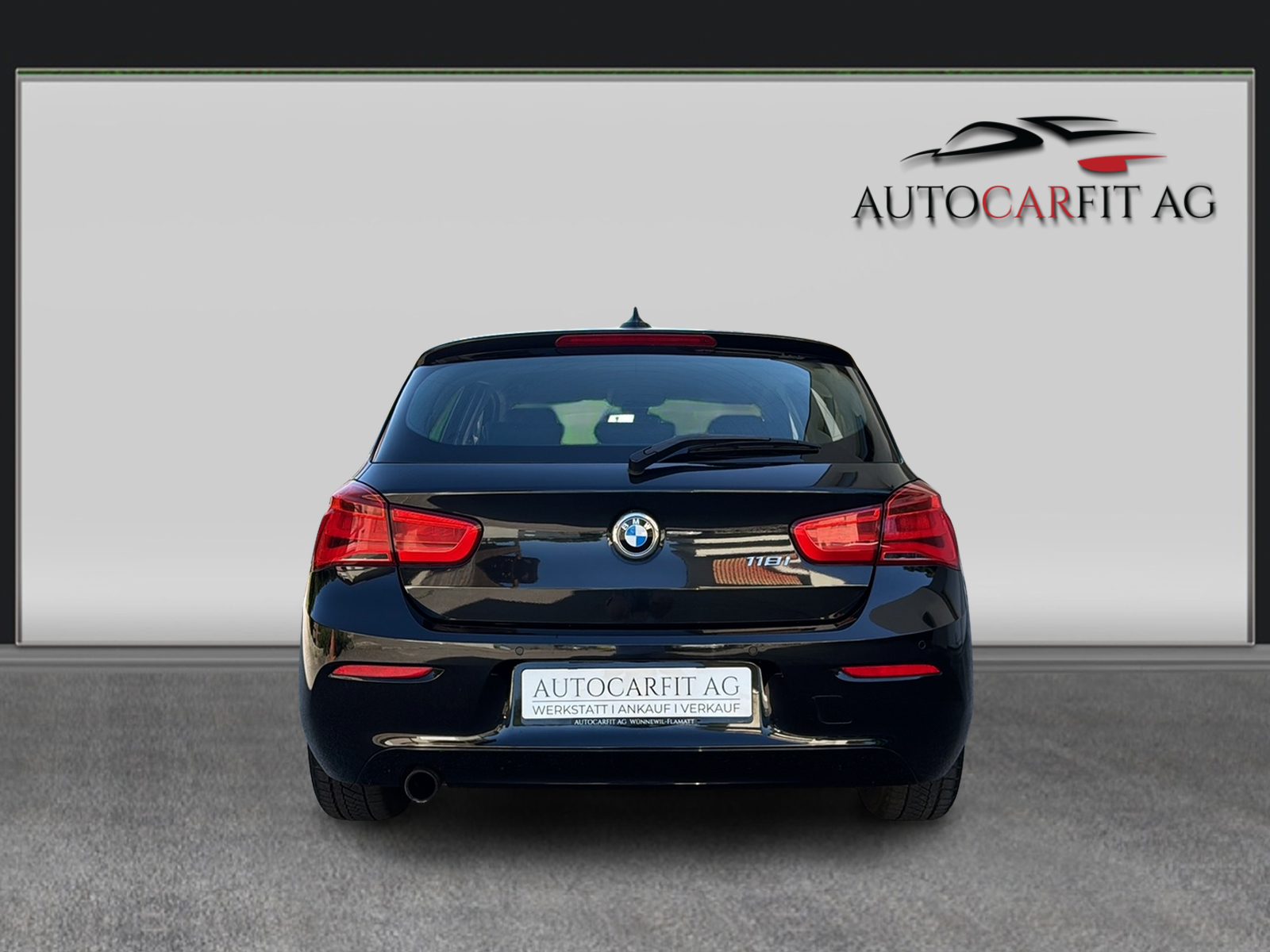 BMW 118i Steptronic-image-4