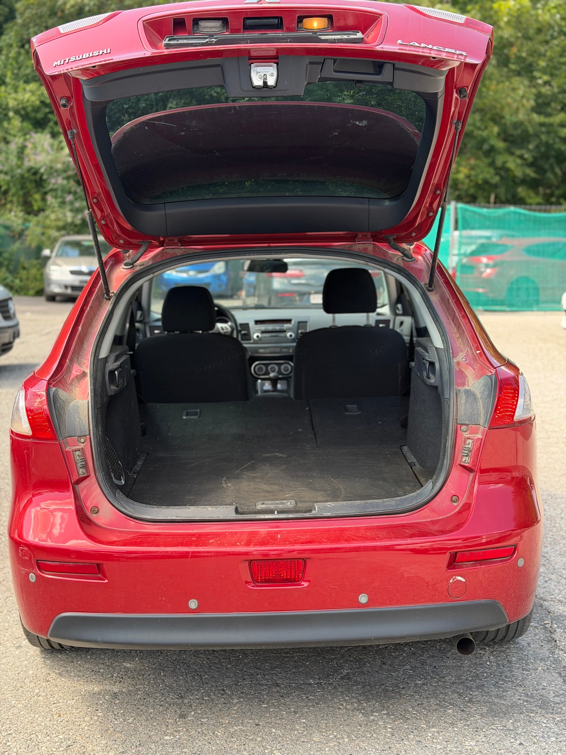 MITSUBISHI Lancer Sportback 1.8 Inform-image-6