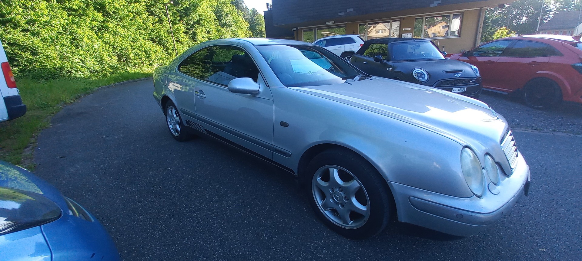 MERCEDES-BENZ CLK 320 Elégance Automatic-image-2