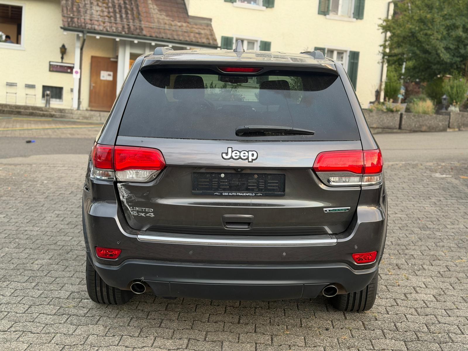 JEEP Grand Cherokee 3.0 CRD Limited Automatic-image-2