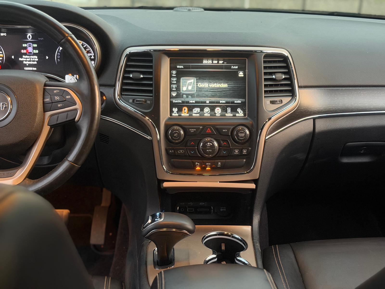 JEEP Grand Cherokee 3.0 CRD Limited Automatic-image-9