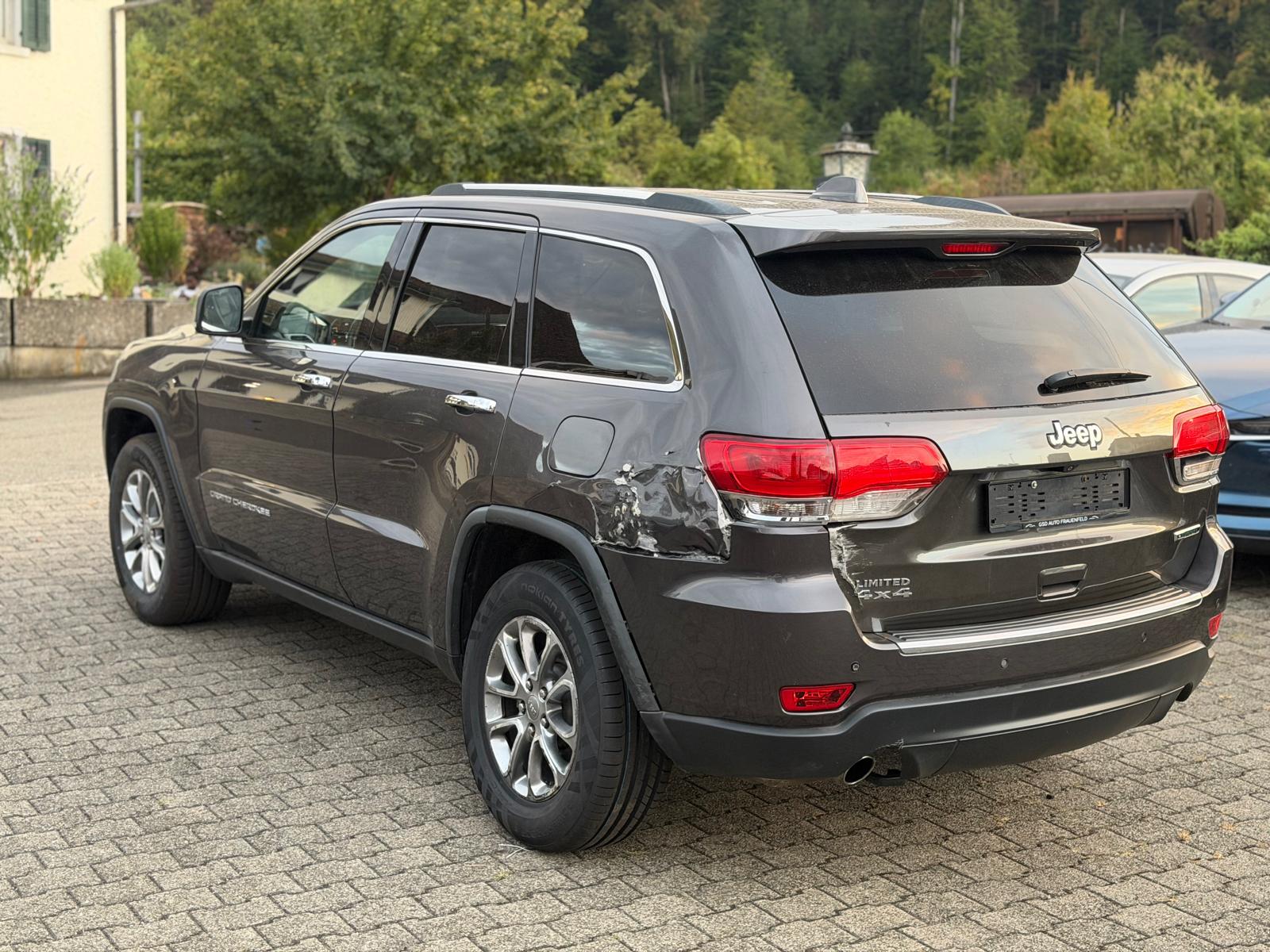 JEEP Grand Cherokee 3.0 CRD Limited Automatic-image-4