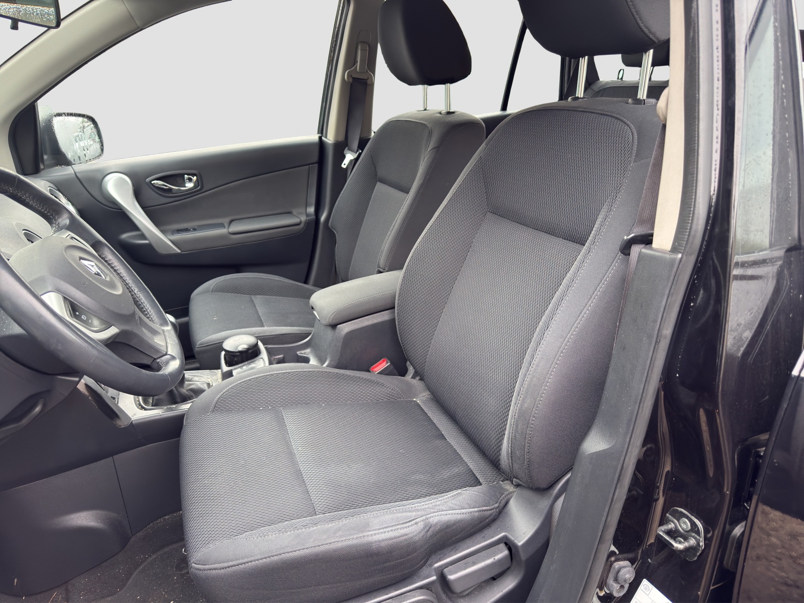 RENAULT Koleos 2.0 dCi Dynamique 4x4-image-9