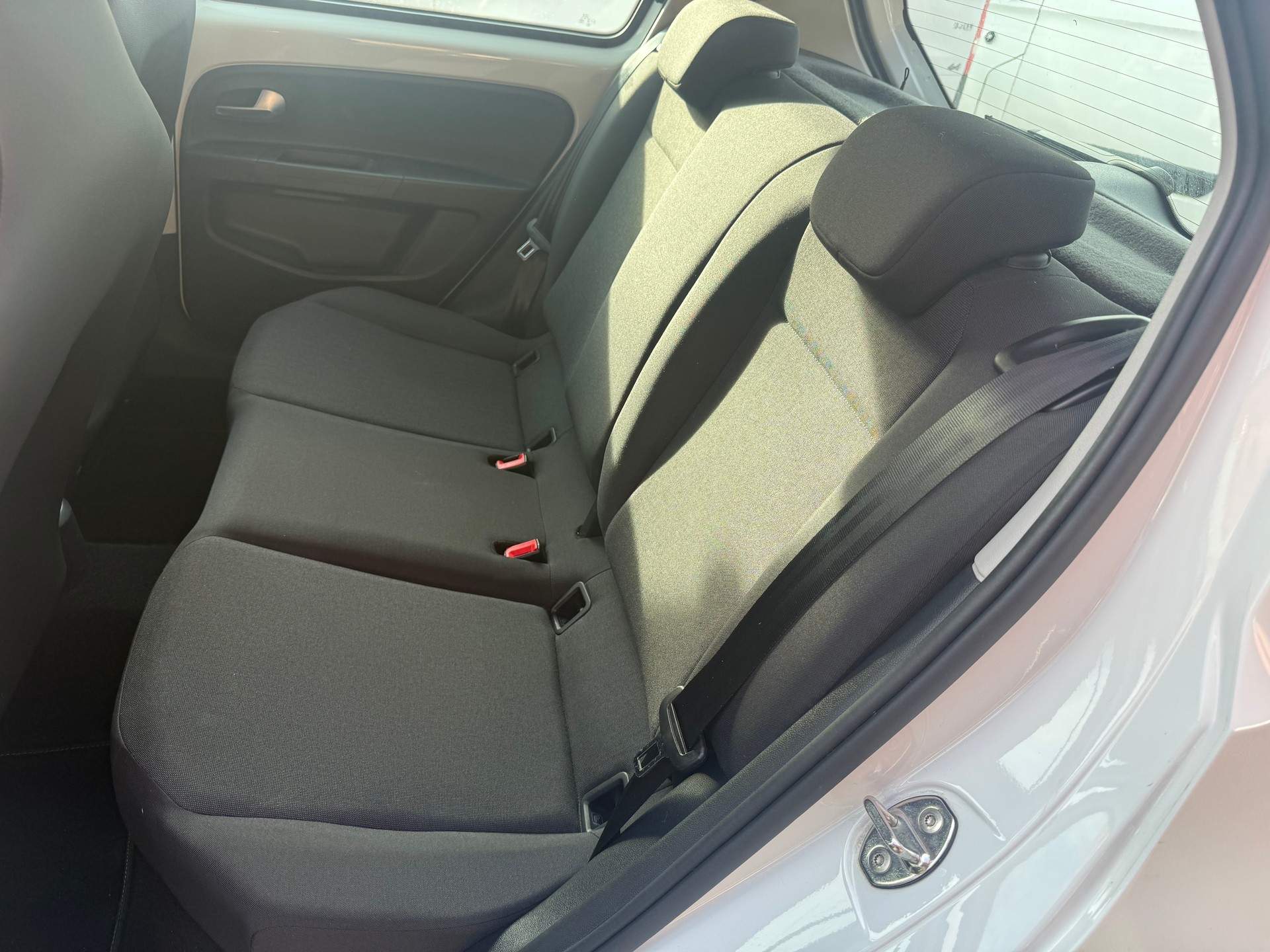 VW Up 1.0 MPI move up-image-11